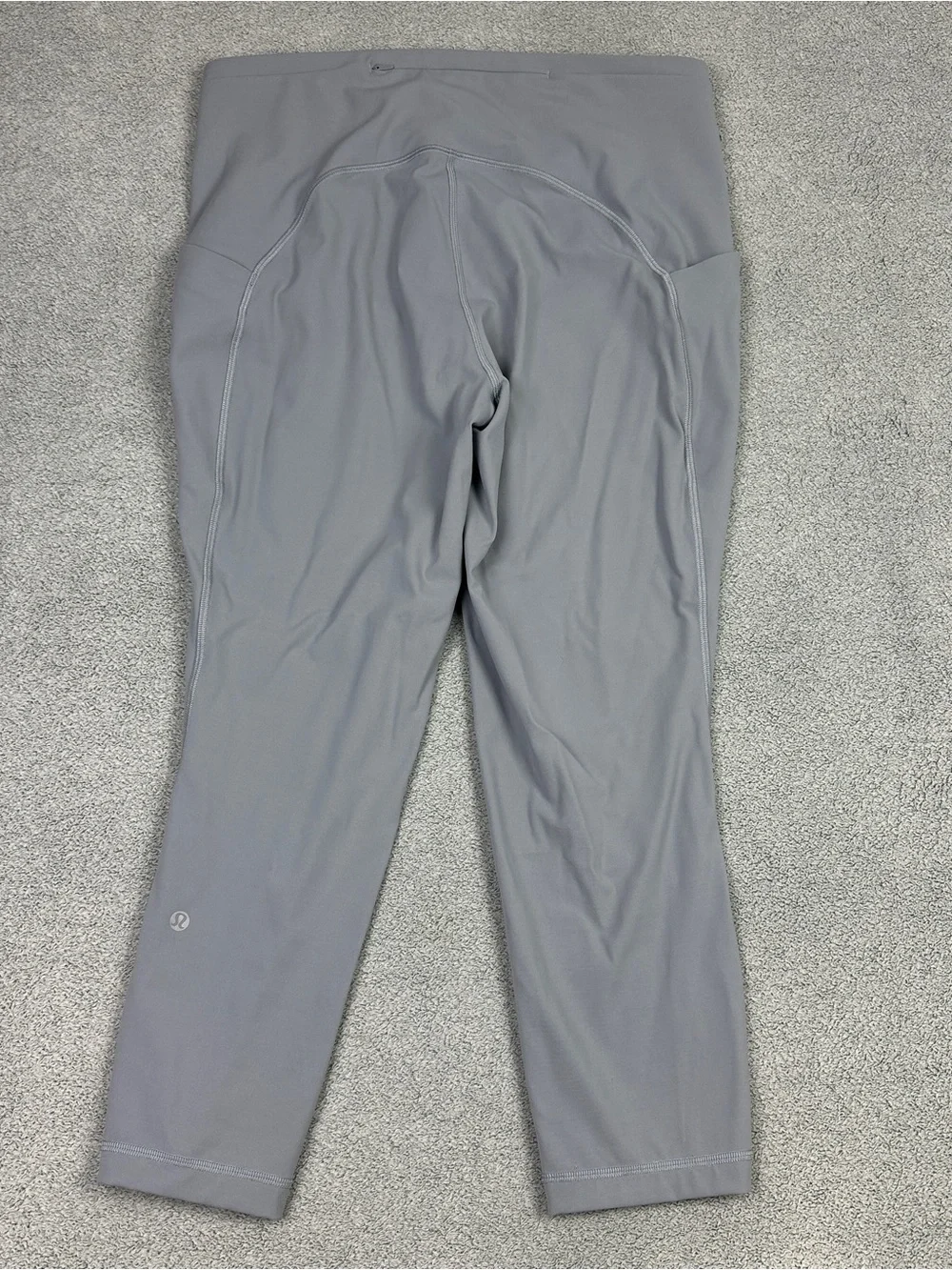 Lululemon Fast and Free High-Rise Crop 23” Tight Womens 12 Gray Nulux Reflective